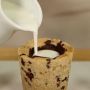 Cel mai suprinzator desert pe care il pot pregati: cescute din biscuit umplute cu lapte