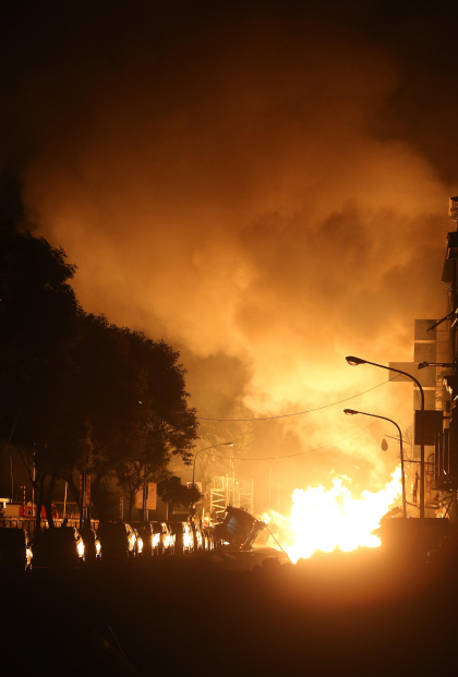 VIDEO. Explozii uriase in Taiwan. Reteaua de canalizare din sudul tarii a sarit in aer. Sunt 20 de morti si 270 de raniti
