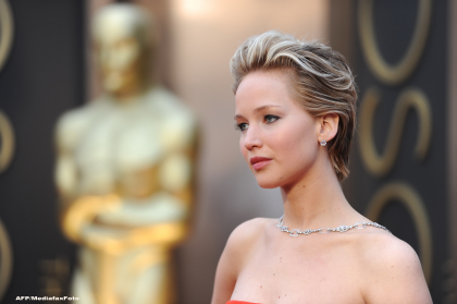Peste 60 de poze nud cu Jennifer Lawrence, furate de un hacker, din iCloud. Alta vedeta afectata de atac: Kate Upton Peste 60 de poze nud cu Jennifer Lawrence, furate de un hacker, din iCloud. Alta vedeta afectata de atac: Kate Upton