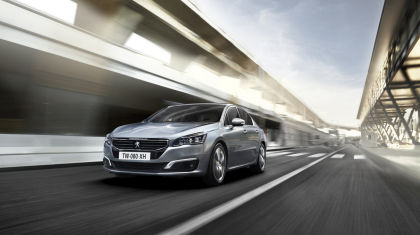 Noul Peugeot 508 este de nerecunoscut. Passat, Insignia si Mondeo au parte de un adversar de calibru