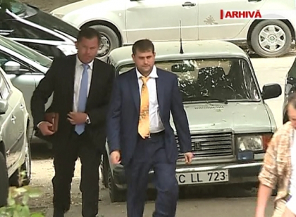 S-a DECIS. 30 de zile de arest pentru Ilan Sor. Avocati: "Sor a refuzat sa se prezinte din motive de sanatate, are probleme cu inima"