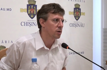 In timp ce facturile la apa au fost ajustate, seful de la Apa Canal cumpara obiecte de lux pentru biroul sau! Touareg, TV de 50 de mii de lei si masa de 120 de mii de lei. Becciev: "nimic nu s-a facut exagerat" In timp ce facturile la apa au fost ajustate, seful de la Apa Canal cumpara obiecte de lux pentru biroul sau! Touareg, TV de 50 de mii de lei si masa de 120 de mii de lei. Becciev: "nimic nu s-a facut exagerat"