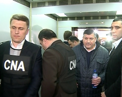 Procurorii cer Guvernului suspendarea din functie a ministrului Transporturilor Iurie Chirinciuc Procurorii cer Guvernului suspendarea din functie a ministrului Transporturilor Iurie Chirinciuc