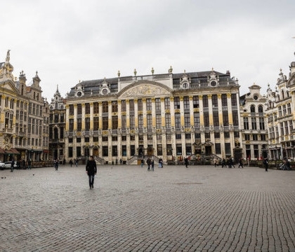 Alerta in Belgia. Militarii au "neutralizat" o persoana ce purta o centura cu explozibil in Gara Centrala din Bruxelles - LIVE VIDEO Alerta in Belgia. Militarii au "neutralizat" o persoana ce purta o centura cu explozibil in Gara Centrala din Bruxelles - LIVE VIDEO