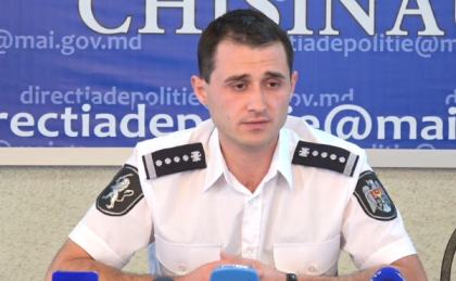 Noi detalii in cazul omorului de aseara din centrul capitalei. Patru persoane au fost retinute, printre care si o tanara: Unul dintre ei a incercat sa fuga din tara