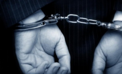 Un strain, rapit si jefuit de patru moldoveni la Calarasi. S-au prezentat drept politisti ca sa-l scoata din casa, dupa care l-au batut si l-au tinut legat doua zile. Cum a scapat Un strain, rapit si jefuit de patru moldoveni la Calarasi. S-au prezentat drept politisti ca sa-l scoata din casa, dupa care l-au batut si l-au tinut legat doua zile. Cum a scapat