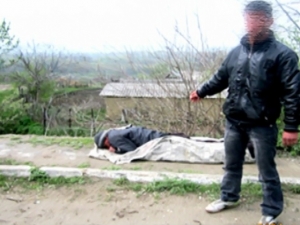 L-au batut si l-au aruncat intr-o rapa. Ce risca 3 barbati care ar fi OMORAT un barbat din Cantemir L-au batut si l-au aruncat intr-o rapa. Ce risca 3 barbati care ar fi OMORAT un barbat din Cantemir
