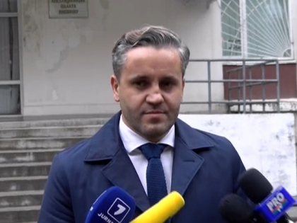 Igor Popa: "Ilan Sor nu a depus marturii, asta inseamna ca nu exista nici o proba ca Vlad Filat este vinovat" Igor Popa: "Ilan Sor nu a depus marturii, asta inseamna ca nu exista nici o proba ca Vlad Filat este vinovat"
