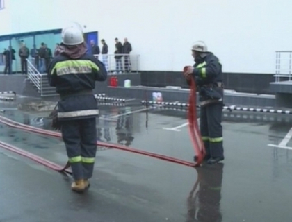 Cum ar actiona angajatii centrelor comerciale in caz de incendiu? De ce unii s-au amuzat pe seama pompierilor Cum ar actiona angajatii centrelor comerciale in caz de incendiu? De ce unii s-au amuzat pe seama pompierilor