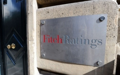 Fitch: SUA risca sa intre in RECESIUNE daca politicienii nu vor reusi sa evite "prapastia fiscala" Fitch: SUA risca sa intre in RECESIUNE daca politicienii nu vor reusi sa evite "prapastia fiscala"