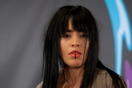 Loreen, cu sanii la vedere la premiile MTV. Toti si-au dorit sa bata vantul