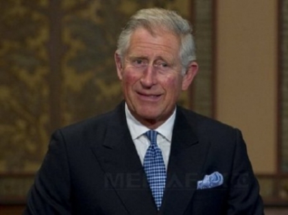 Un neozeelandez antiregalist a vrut sa arunce cu excremente de animale in printul Charles
