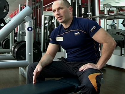 Cu antrenor personal sau dupa propriile calcule? Tu cum faci sport in sala de forta? Cu antrenor personal sau dupa propriile calcule? Tu cum faci sport in sala de forta?