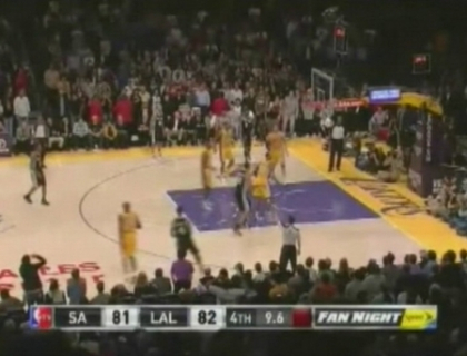 Una dintre cele mai iubite echipe din NBA, in cadere libera! Los Angeles Lakers nu mai invinge Una dintre cele mai iubite echipe din NBA, in cadere libera! Los Angeles Lakers nu mai invinge