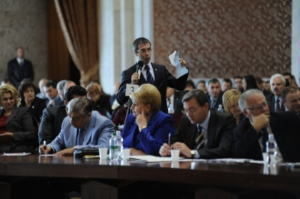 Demiterea lui Vlad Plahotniuc din functia de prim-vicepresedinte al Parlamentului, respinsa