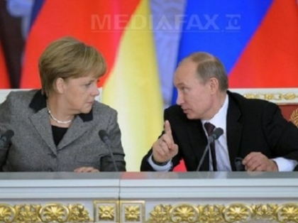 Schimb dur de replici Merkel-Putin pe tema Pussy Riot Schimb dur de replici Merkel-Putin pe tema Pussy Riot