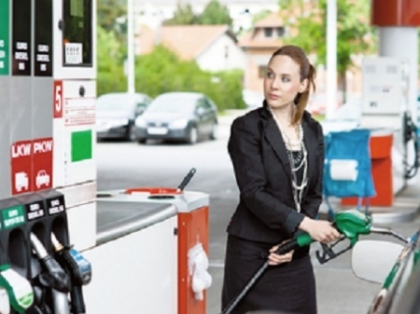 Cum a ajuns somajul sa fie mai profitabil decat un loc de munca in Marea Britanie din cauza scumpirii benzinei Cum a ajuns somajul sa fie mai profitabil decat un loc de munca in Marea Britanie din cauza scumpirii benzinei