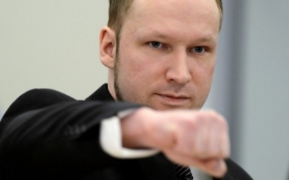 "Draga mea Beate". Scrisoarea lui Anders Breivik, adresata unei neo-naziste din Germania "Draga mea Beate". Scrisoarea lui Anders Breivik, adresata unei neo-naziste din Germania