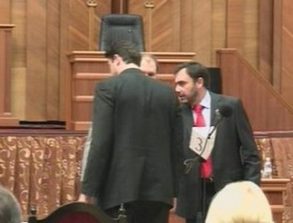 VIDEO. Ghionturi in Parlament. Ion Ceban, imbrancit de Iurie Muntean. Tkaciuk a calmat spiritele