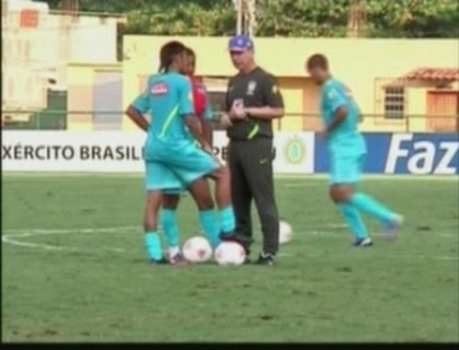 Brazilia, fara selectioner! Tehnicianul Mano Menezes a fost demis Brazilia, fara selectioner! Tehnicianul Mano Menezes a fost demis
