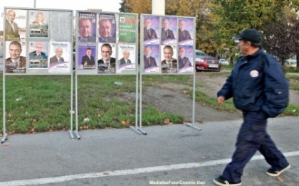 Alegeri Romania: Cum se voteaza deputatii si senatorii. Care sunt documentele necesare Alegeri Romania: Cum se voteaza deputatii si senatorii. Care sunt documentele necesare