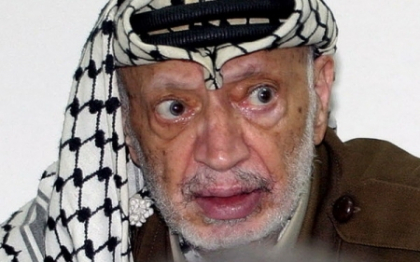 Trupul lui Yasser Arafat va fi exhumat astazi. Sunt suspiciuni ca liderul palestinian a fost otravit