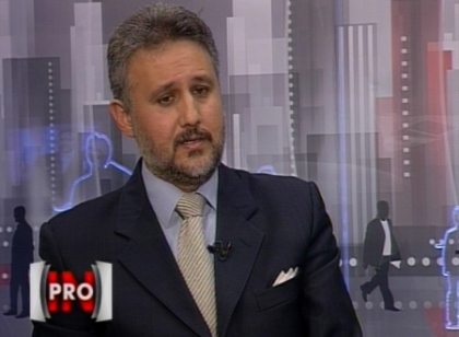 Marius Lazurca, deranjat de afirmatiile lui Resetnicov: "Sper ca e o gluma" Marius Lazurca, deranjat de afirmatiile lui Resetnicov: "Sper ca e o gluma"