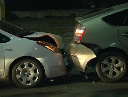 Accident in lant in centrul capitalei! Trei automobile s-au ciocnit unul dupa altul Accident in lant in centrul capitalei! Trei automobile s-au ciocnit unul dupa altul