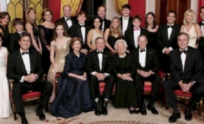 Fotografia de familie cu doi dintre presedintii Americii, care arata cat de puternica este dinastia lor Fotografia de familie cu doi dintre presedintii Americii, care arata cat de puternica este dinastia lor
