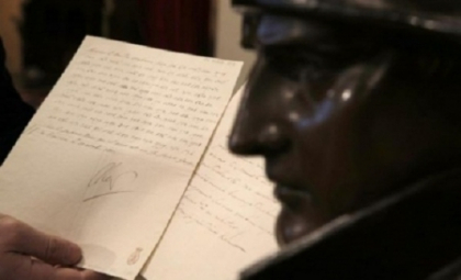 O scrisoare codificata a lui Napoleon a fost vanduta la licitatie. Ce suma au incasat organizatorii O scrisoare codificata a lui Napoleon a fost vanduta la licitatie. Ce suma au incasat organizatorii
