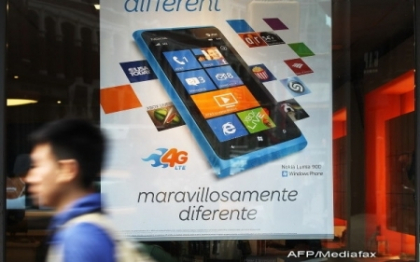 Nokia surprinde piata si lanseaza un smartphone ieftin, la un pret de 249 de dolari Nokia surprinde piata si lanseaza un smartphone ieftin, la un pret de 249 de dolari