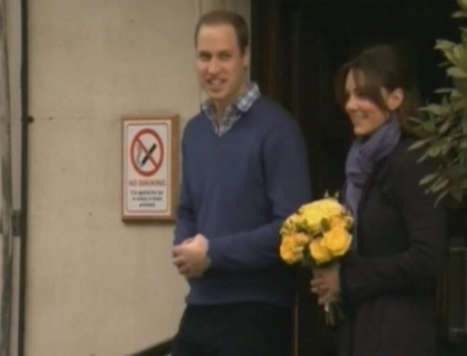 Ducesa de Cambridge, Kate, a fost externata din spital! A paasit clinica zambind Ducesa de Cambridge, Kate, a fost externata din spital! A paasit clinica zambind