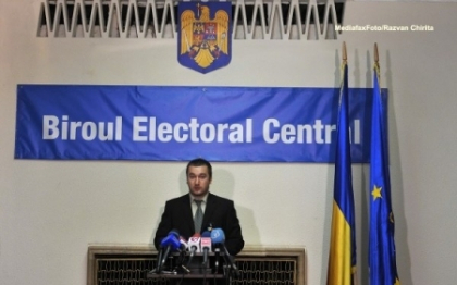 REZULTATE PARTIALE, alegeri Romania: USL - 58,63% la Camera Deputatuilor si 60,03% in Senat REZULTATE PARTIALE, alegeri Romania: USL - 58,63% la Camera Deputatuilor si 60,03% in Senat