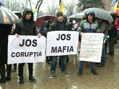 Refugiatii transnistreni au protestat la Primariei si Guvern. Ce i-a nemultumit