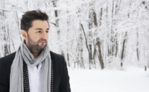 Sunt de nedespartit. Adrian Ursu, cu iubita la filmarile noului videoclip - FOTO