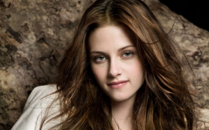 Mai mult dezbracata, decat imbracata. Cea mai dezastruoasa aparitie a lui Kristen Stewart - FOTO Mai mult dezbracata, decat imbracata. Cea mai dezastruoasa aparitie a lui Kristen Stewart - FOTO
