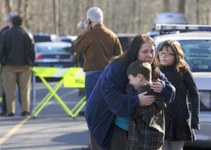 MASACRU intr-o scoala din SUA: 29 de morti, mai mult de jumatate sunt copii. Mesajul lui Obama catre victime MASACRU intr-o scoala din SUA: 29 de morti, mai mult de jumatate sunt copii. Mesajul lui Obama catre victime