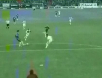 Zinedine Zidane continua sa faca spectacol pe teren! Golul fabulos care ii aduce aminte de tinerete Zinedine Zidane continua sa faca spectacol pe teren! Golul fabulos care ii aduce aminte de tinerete