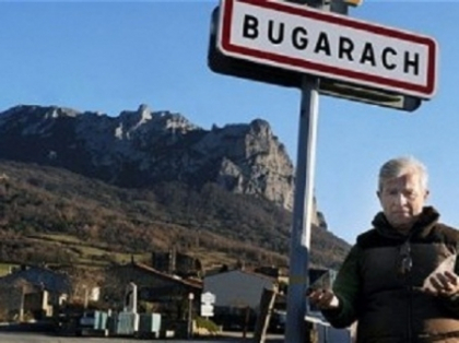 Dezamagire printre cei stransi la Bugarach. Nu au venit extraterestrii sa-i salveze de "Apocalipsa" Dezamagire printre cei stransi la Bugarach. Nu au venit extraterestrii sa-i salveze de "Apocalipsa"