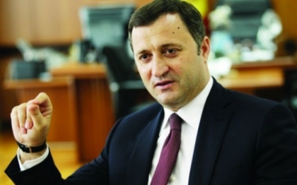 Cifre contradictorii in raportul premierului Vlad Filat privind activitatea Guvernului in anul 2012