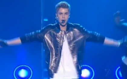 Fotografia de care rade tot internetul. Ce a postat Justin Bieber pe Twitter, de Craciun - FOTO
