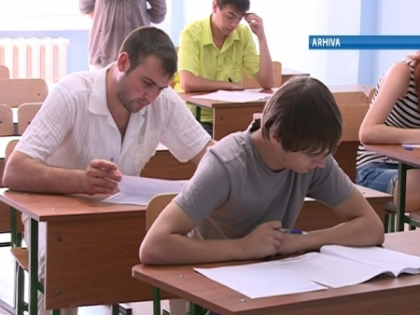 Trei milioane de lei pentru a evita copiatul si coruptia la BAC! Cum se vor desfasura examenele