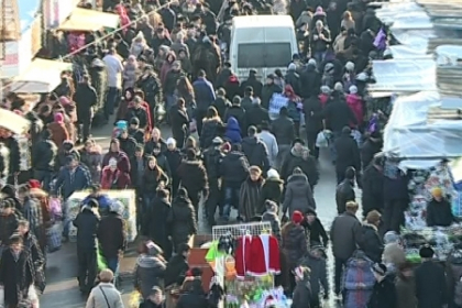 Nervi si imbulzeala la Piata Centrala! Cum s-au facut cumparaturile cu o zi inainte de Revelion