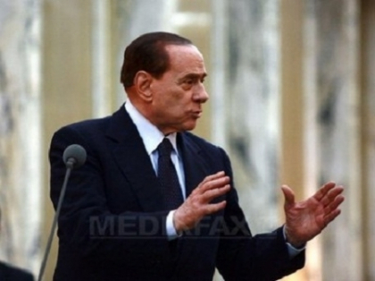 Silvio Berlusconi: "Am fost acuzat de orice, mai putin ca as fi homosexual" Silvio Berlusconi: "Am fost acuzat de orice, mai putin ca as fi homosexual"