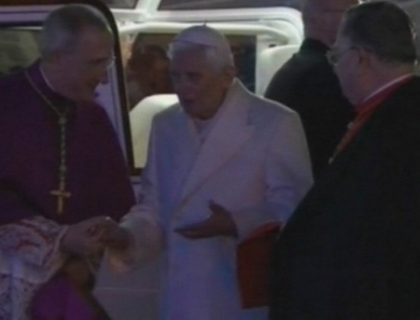 Sa fim mai buni! Suveranul pontif Papa Benedict al XVI-lea si-a felicitat conatioanalii