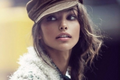 Madalina Ghenea nu a fost mereu o bomba sexy. Cum arata pana la operatiile estetice - FOTO Madalina Ghenea nu a fost mereu o bomba sexy. Cum arata pana la operatiile estetice - FOTO