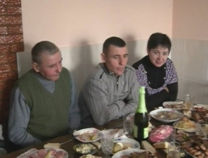 Craciun la patrat si sarbatoare la puterea a treia! Cum s-a sarbatorit hramul si Craciunul si in satul ... Craciun Craciun la patrat si sarbatoare la puterea a treia! Cum s-a sarbatorit hramul si Craciunul si in satul ... Craciun