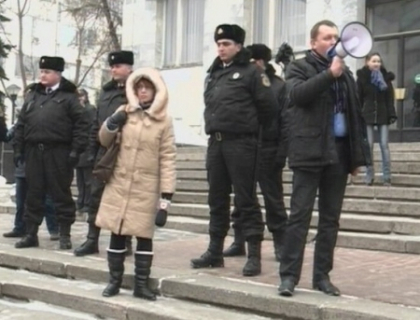DEMISIA si ARESTAREA lui Zubco! Comunistii au protestat in fata Procuraturii Generale
