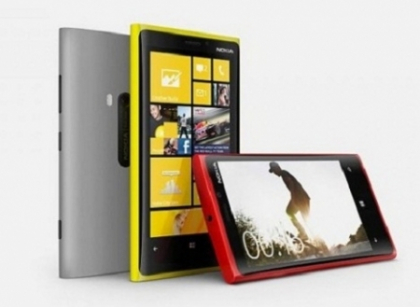 Nokia revine in forta. A vandut 4,4 milioane de smartphone-uri Lumia si are din nou profit Nokia revine in forta. A vandut 4,4 milioane de smartphone-uri Lumia si are din nou profit