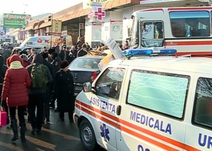 IMAGINI SOCANTE la Gara Auto! O femeie a MURIT dupa ce a fost STRIVITA de un autobuz IMAGINI SOCANTE la Gara Auto! O femeie a MURIT dupa ce a fost STRIVITA de un autobuz